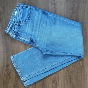 Amazon Essentials Men's Slim-Fit Boot Cut Size 38W x 34L